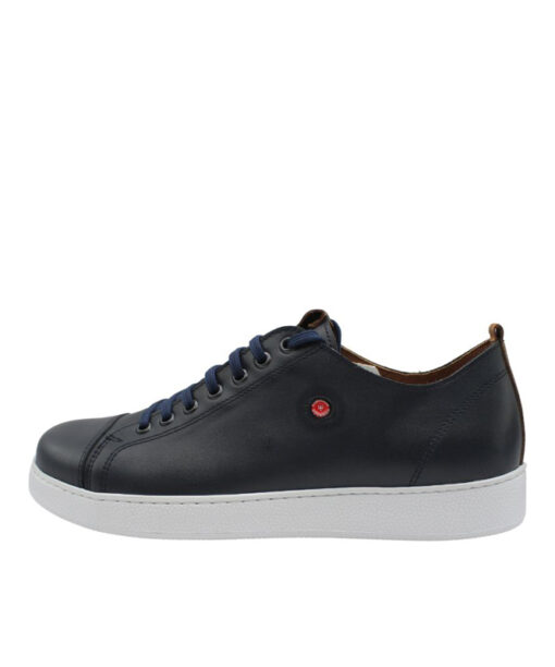 Alternative view of ROBINSON (69226)-BLUE
