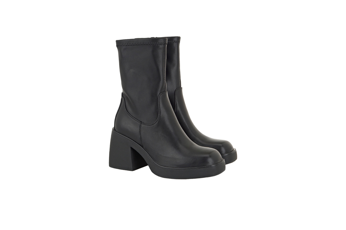 SEVEN (T334Y8854001)-BLACK