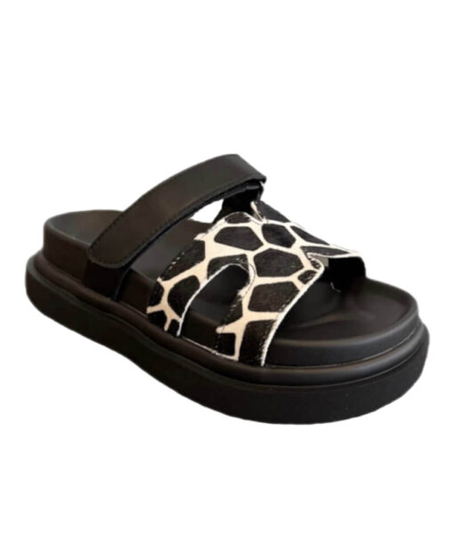EXE (U403R34021L9)-BLACK-WHITE GIRAFFE PONY